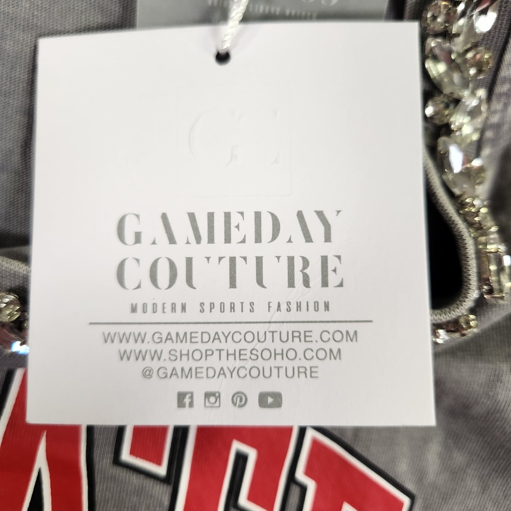 Gameday Couture NC State Wolfpack Rhinestone V-Neck Mineral Wash T-Shirt L NWT - Picture 4 of 8
